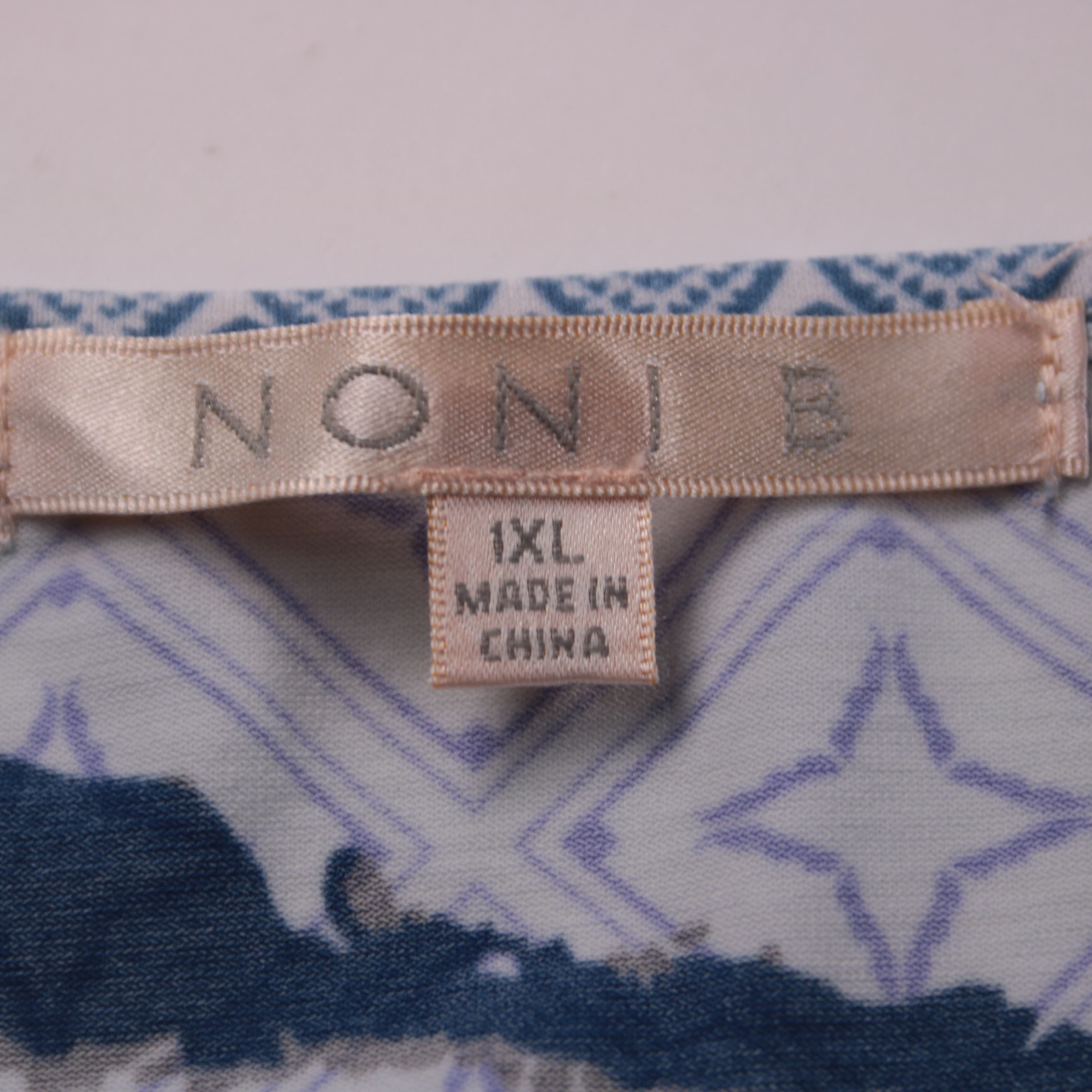 футболка Noni B