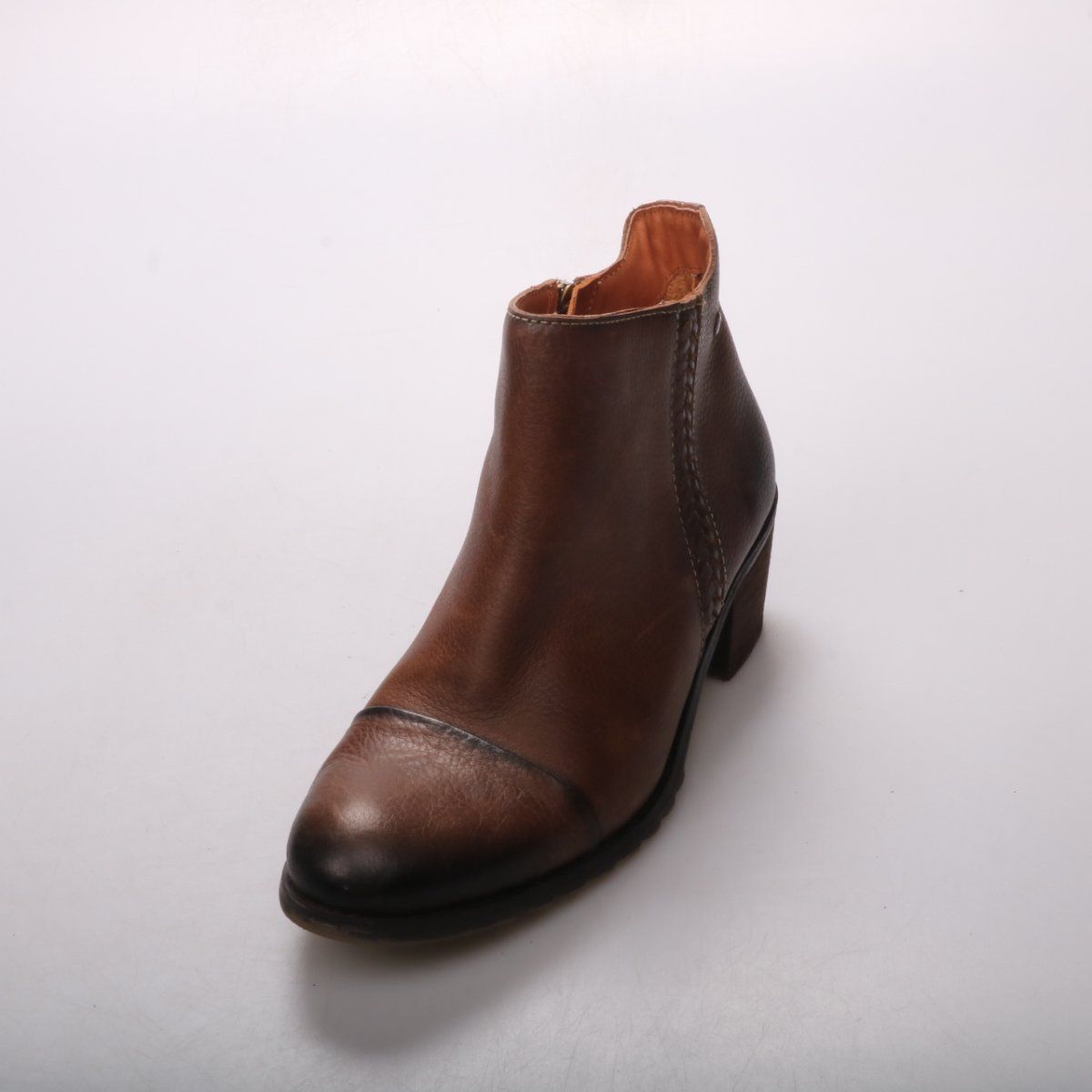 ботильоны Pikolinos