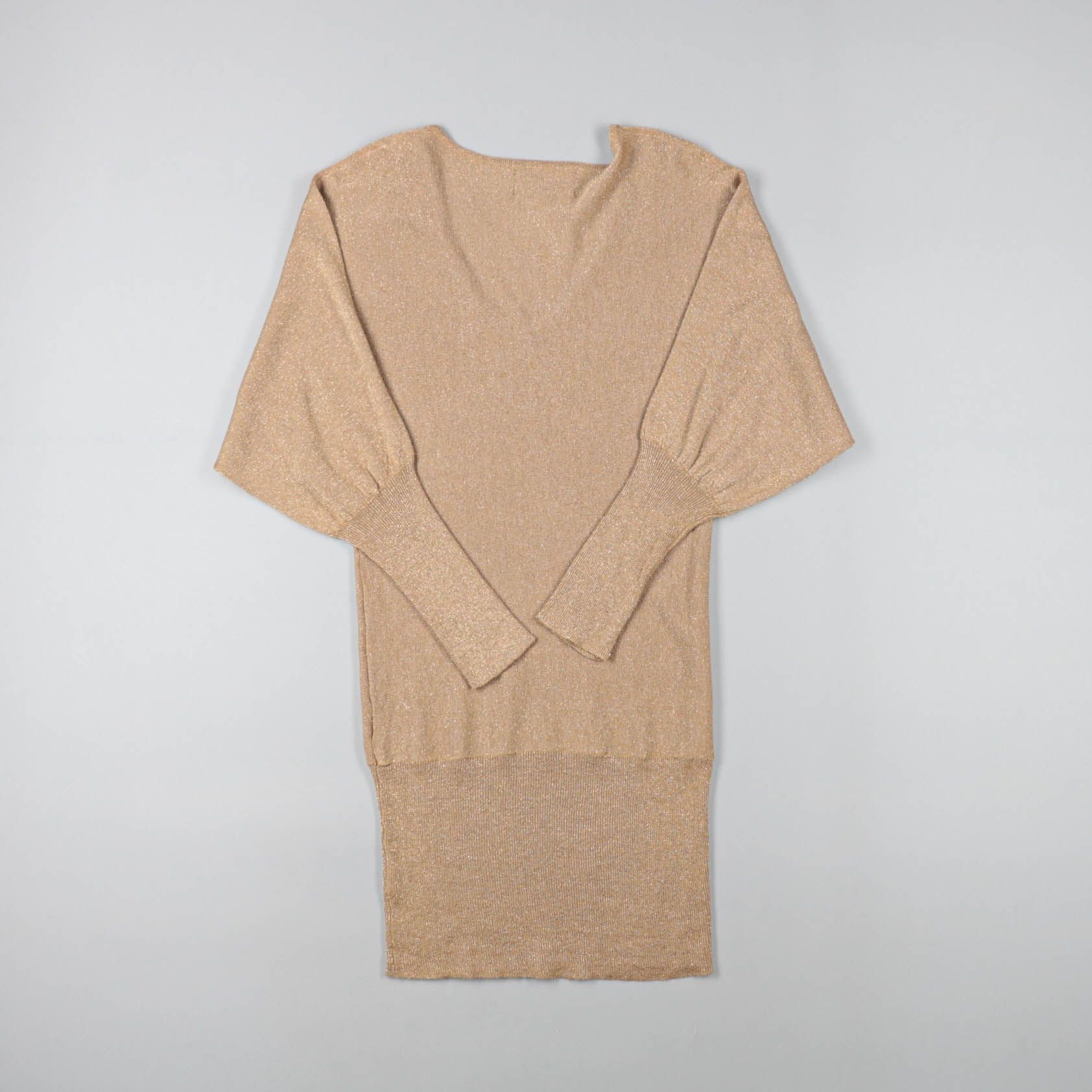 платье не указано