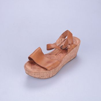 босоножки Born