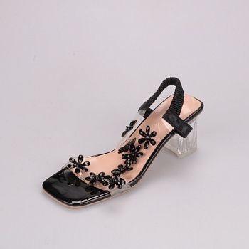 босоножки не указано