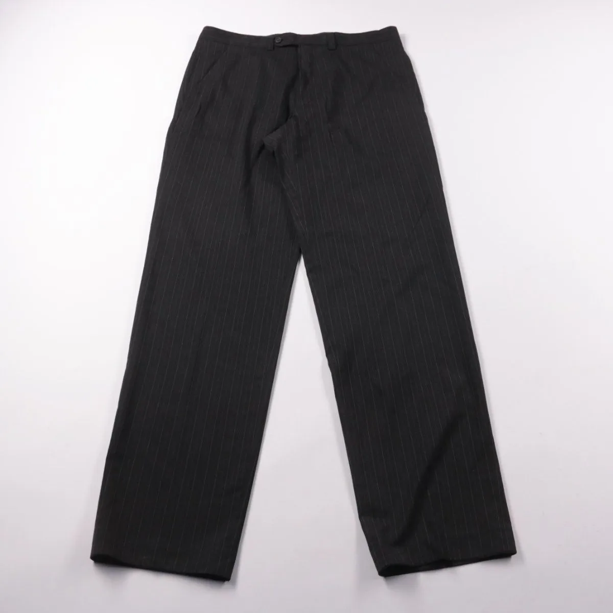 брюки не указано