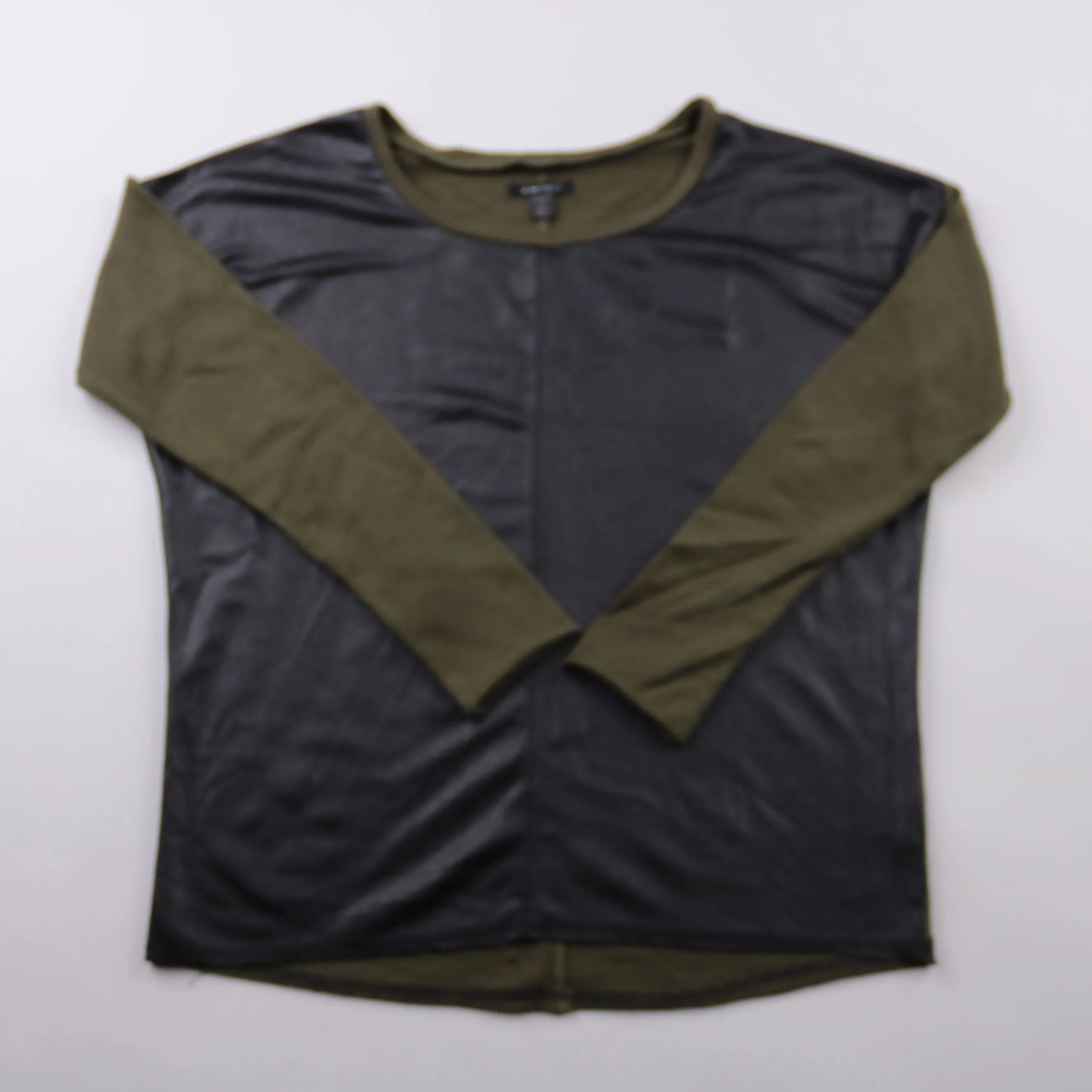 лонгслив Amisu